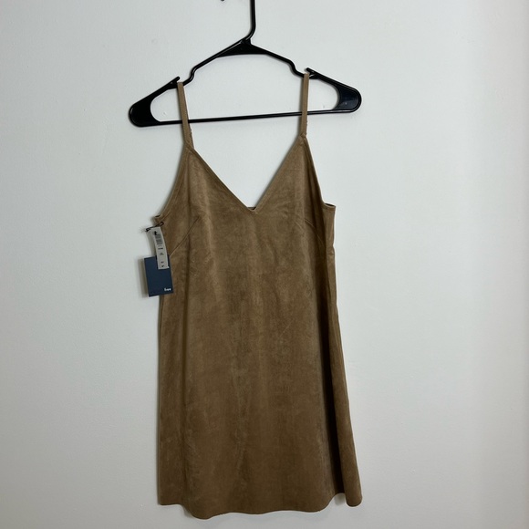NWT Wilfred Free Aritzia Vivienne Camel Suede Dress Size XS - Picture 4 of 12